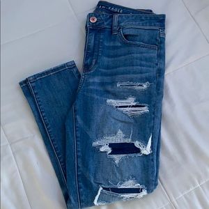 American Eagle light wash distressed jeans